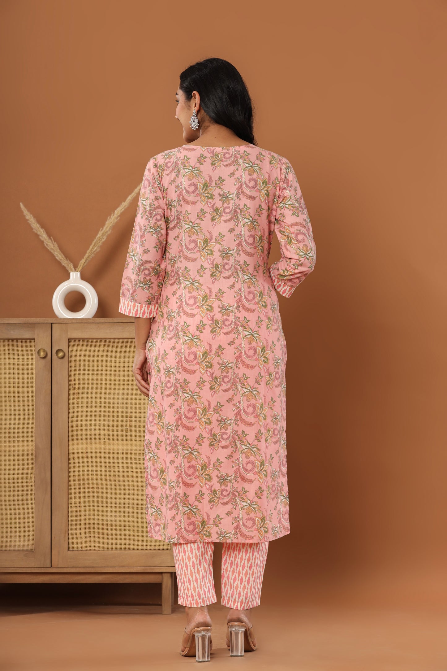 PUKHYA PINK PRINTED EMBROIDERED STRAIGHT FIT KURTA WITH PANT AND VOILE PRINTED DUPPATA