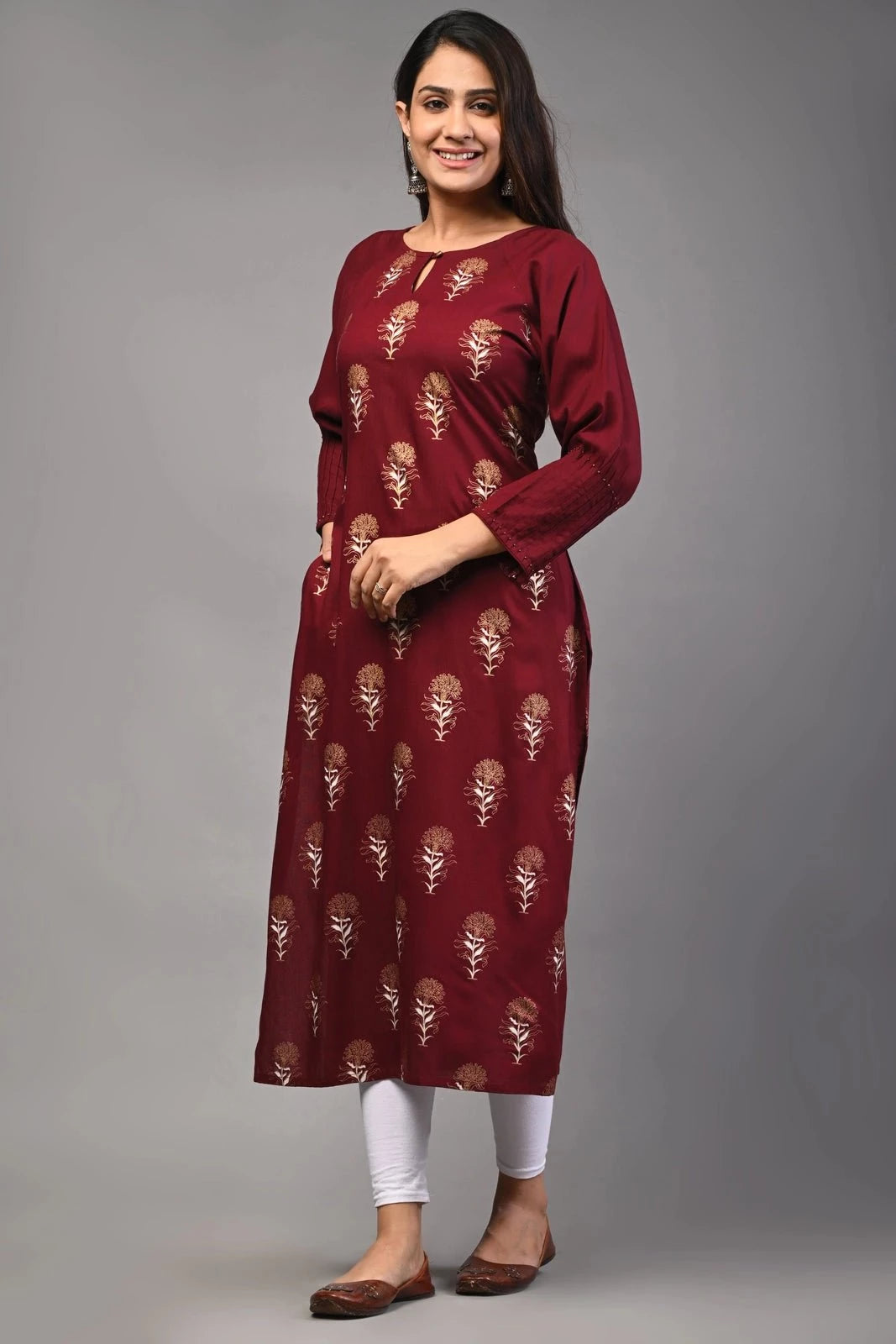 PUKHYA WOMEN'S FLORAL MOTIF PRINTED STRAIGHT KURTA RAYON