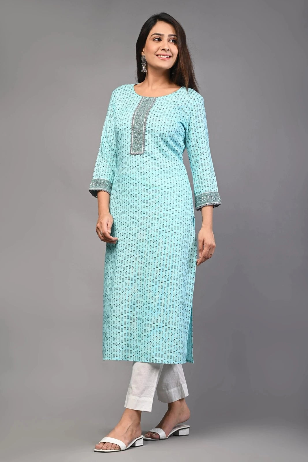 PUKHYA RAYON WOMEN'S BLUE PRINTED STRAIGHT KURTA