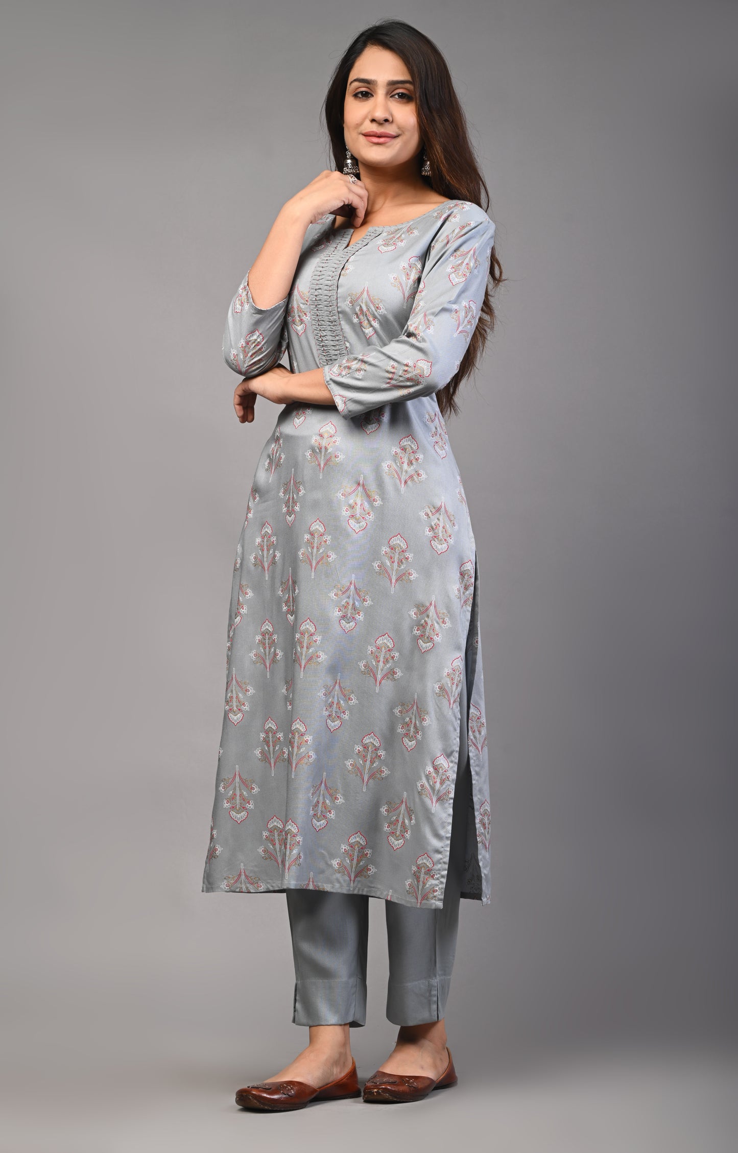 PUKHYA WOMEN'S GREY PINTED STRAIGHT KURTA RAYON