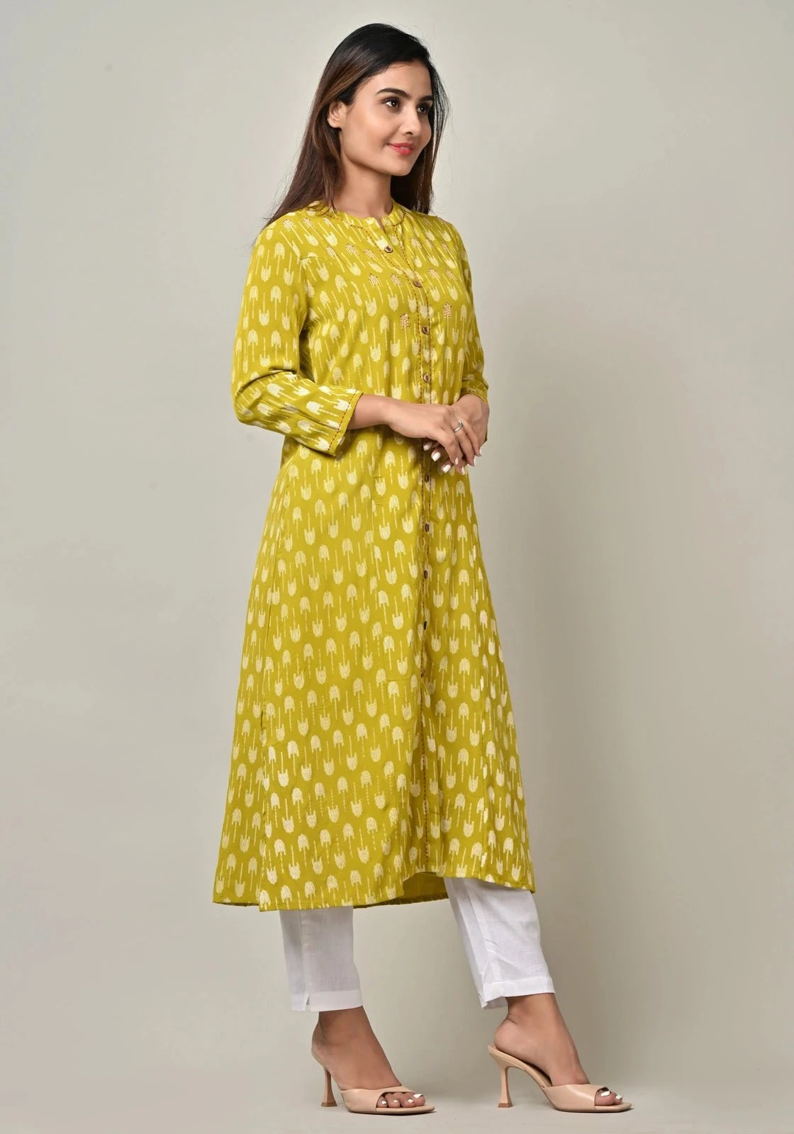 PUKHYA WOMEN'S GREEN PRINTED A-LINE KURTA RAYON