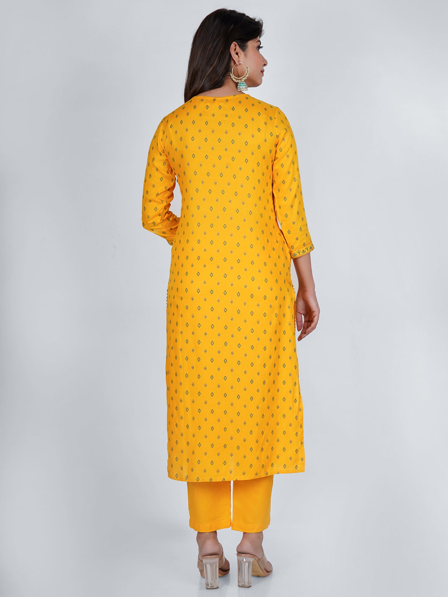 PUKHYA WOMEN'S MUSTARD PRINTED STRAIGHT KURTA WITH PANTS