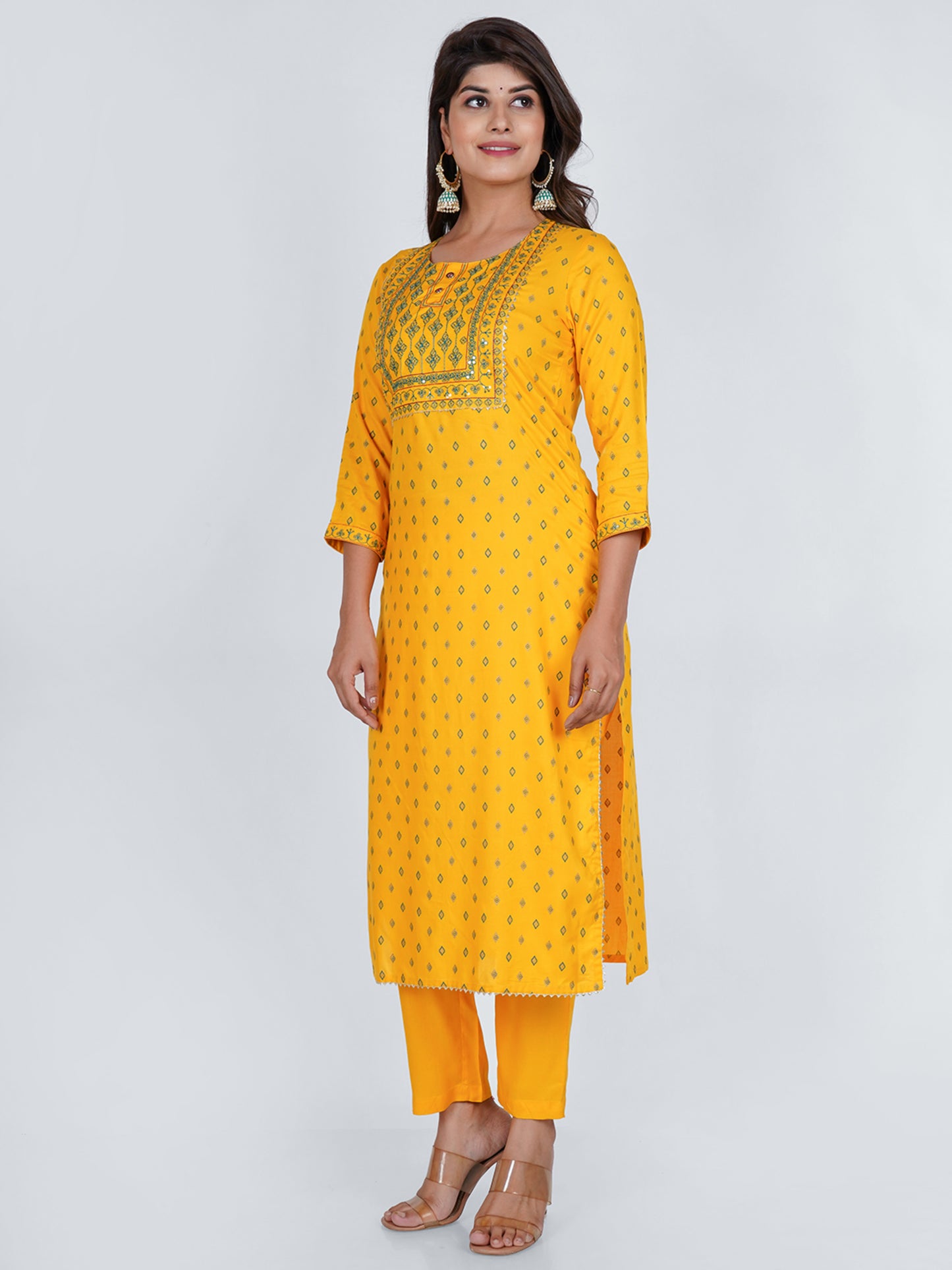 PUKHYA WOMEN'S MUSTARD PRINTED STRAIGHT KURTA WITH PANTS